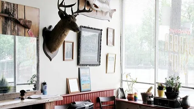 Hastings Barber Shop Leslieville — Barber shop in Leslieville